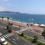 דירה Eros